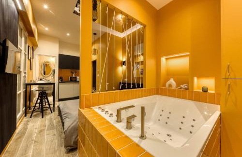 Melun Apartamento | Deluxe SPA suite caramel sweetness