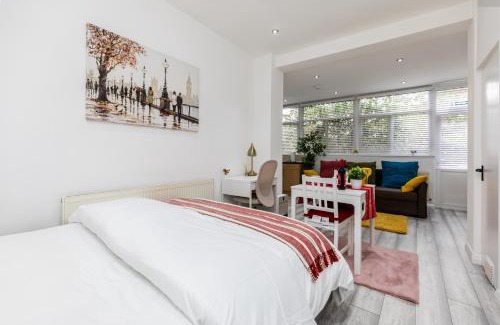 Royal Docks Apartamento | Deluxe studio Apartments - City Airport & Excel Ideal for Long stay