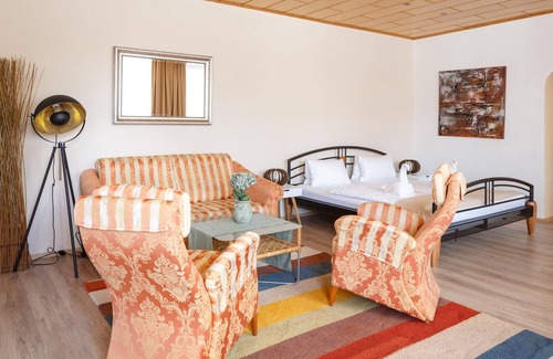 Morbisch am See Cabaña | Deluxe Suite mit Kingsize Bett, 2 Schlafräume - Pension Laubenhof