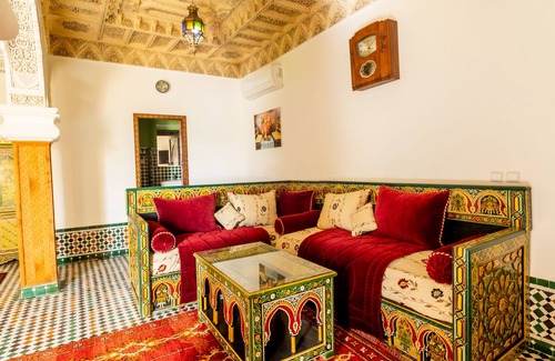 R'habet Zbib Apartamento | Deluxe Suite with King Size Bed