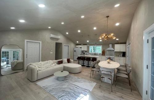 Bass Harbor Casa | Deluxe vc home 3 bd/2bath, whealchair accessible