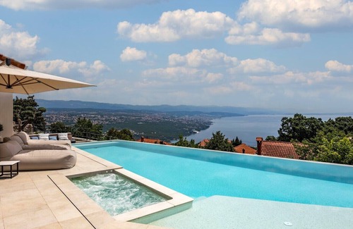 Bregi Villa | Deluxe Villa Dana with beautiful view