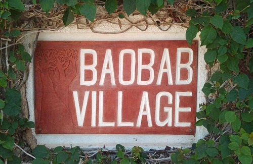 Watamu Villa | Deluxe Villa With Garden / Pool With Service Staff 150mt From the sea