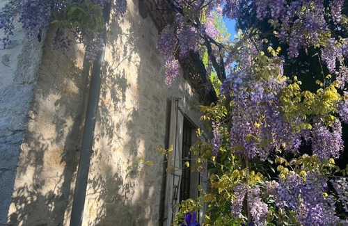 Saint Sozy Casa | Demeure de Charme Dans un Village du Quercy Avec un Parc, Tennis et Piscine