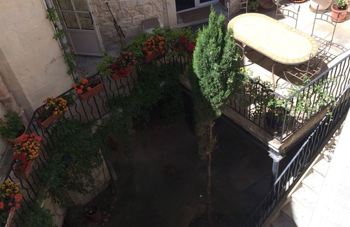 Saint-Gilles Casa | Demeure de maitre swimming pool and terraces. Ideal home for several families