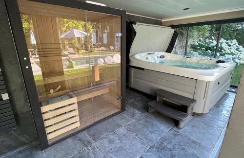 Fontainebleau Cama Y Desayuno | Demeure Les Aiglons, Chambres d'hôtes & Spa