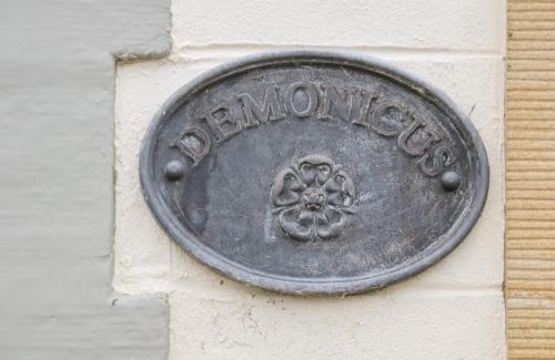 Middleham Casa | Demonicus