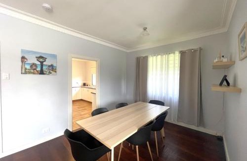 Esperance Casa | Dempster House