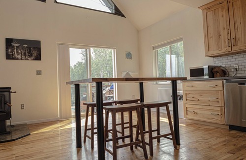 Fairbanks Chalet De Esquí | Denali Escape – Secluded 2BR Cabin w/ Panoramic Views 2Hrs Drive to Denali