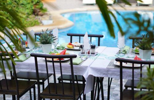 San Pedro Villa | Denika's Suites