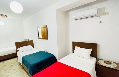 Gjirokaster Casa | Denis - Private Rooms Guesthouse Gjirokastra