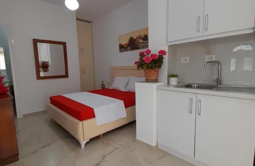Qafe e Gjashtes Casa | Denni’s Home