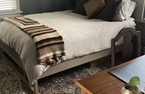 West Highland Casa | Denver Tudor Walk to great shops and restaurants 1.5 miles from downtown Denver