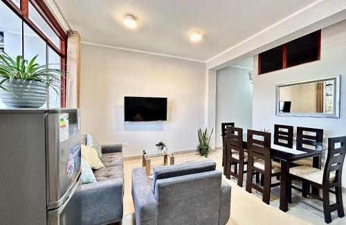 La Banda de Shilcayo Apartamento | Depa a 5min centro 2HAB con A/C Terraza y Parrilla