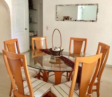 Bahía Puerto Marqués Apartamento | Depa de Dos recamaras en ACAPULCO DIAMANTE frente ARENA GNP