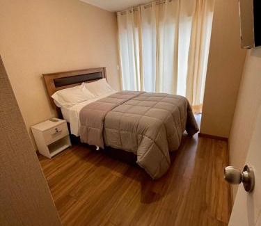 Santa Catalina Apartamento | Depa en Av Javier Prado frente a San isi
