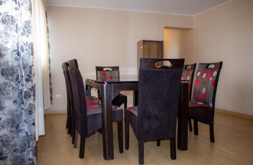Surquillo Apartamento | Departamento 100 m2 con luz natural Seguridad 24h