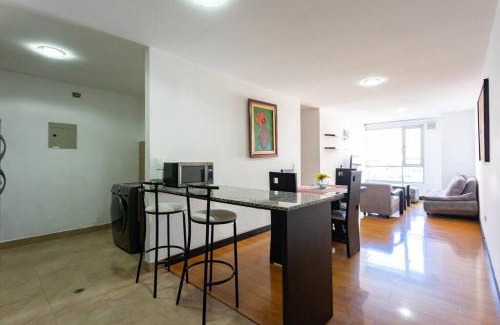 La Carolina Apartamento | Departamento 3 dormitorios, 2 baños, piscina, gym, junto al hotel Sheraton, wiffi, parking