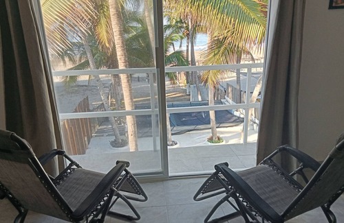 Ixtapa - Zihuatanejo Apartamento | DEPARTAMENTO A ORILLA DEL MAR EN PLAYA LARGA ZIHUATANEJO