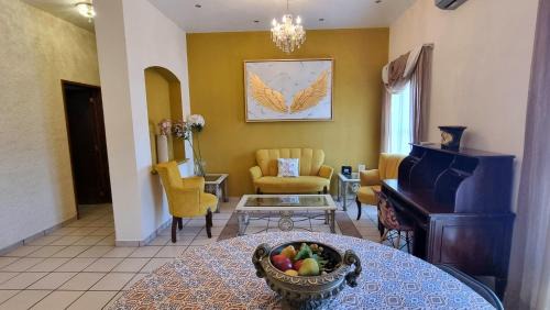 Zacatecas Centro Apartamento | Departamento amplio con estacionamiento, WiFi rápido, equipado, muy cerca de Catedral