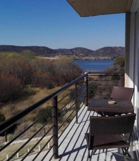 Potrero de los Funes Apartamento | Departamento con vista al lago