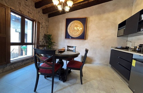 Santeagueda Apartamento | Departamento Carlo Crivelli