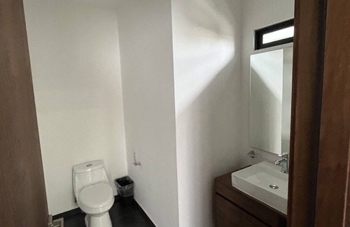 Zapopan Apartamento | Departamento de 2 recamaras a 10 min de parque metropolitano.