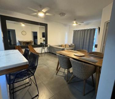 Cabo San Lucas Apartamento | Departamento en 1er piso 2 bdr 2bath tezal
