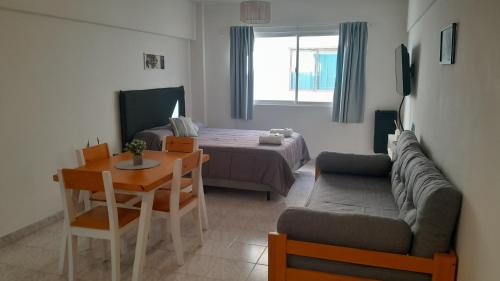 Puerto Madryn Apartamento | Departamento en pleno centro con cochera
