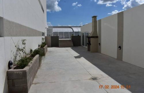 Quequén Apartamento | Departamento frente al mar en Quequén con cochera