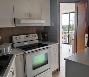 Salinas Apartamento | Departamento Frente al Salinas Yacht Club