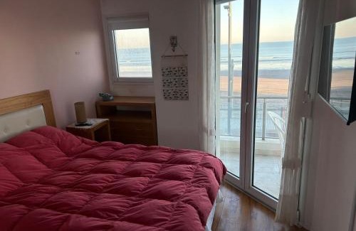 Monte Hermoso Apartamento | Departamento frente al mar 1 B