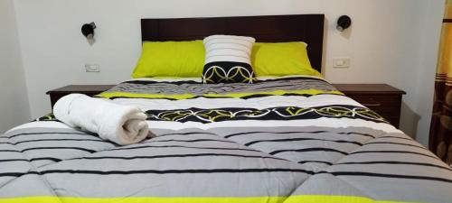 Centro histórico de Quito Apartamento | Departamento junto a la Basílica Voto Nacional - Quito