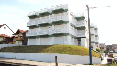 Villa Gesell Apartamento | Departamento Villa Gesell Centro Sobre Playa y 114 Vista al Mar