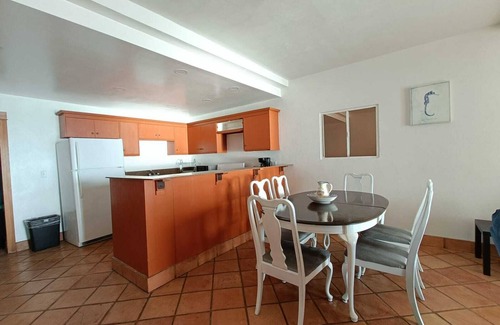 Playas de Tijuana Apartamento | Dept. With terrace, ocean view and the Coronado Island