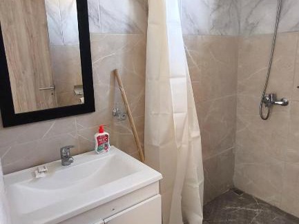 Departamento Avellaneda Apartamento | Depto en planta baja muy comodo hasta 4 personas con Aire acondicionado