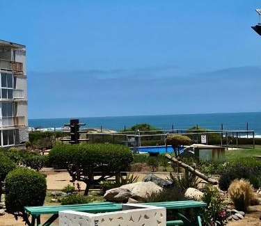 Las Cruces Apartamento | Depto-House Patio Privado Frente al Mar en Condominio Las Cruces