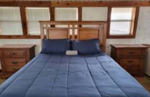 Laguna Park Apartamento | Derekville #9 - Private Unit - Gated Pool