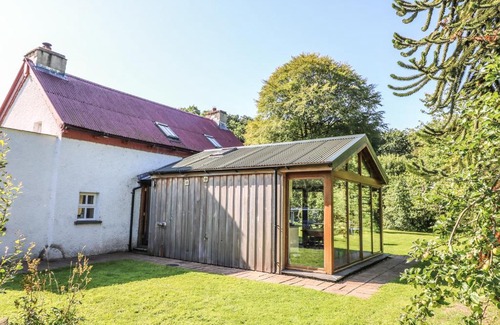 Whitland Casa | Derry Cottage