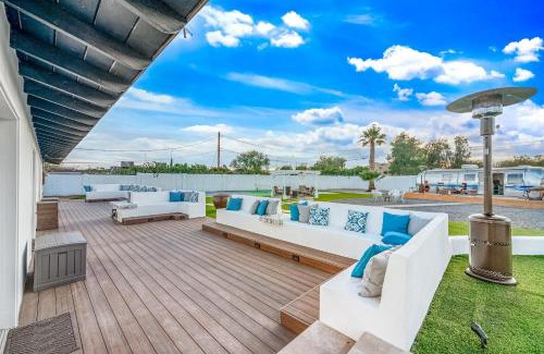 Paradise Valley Village Casa | Desert Azul w/Airstream