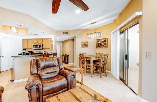 Maryvale Casa | Desert Darling
