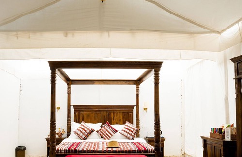 Amar Sagar Pol Otro | Desert Dream Royal Camp