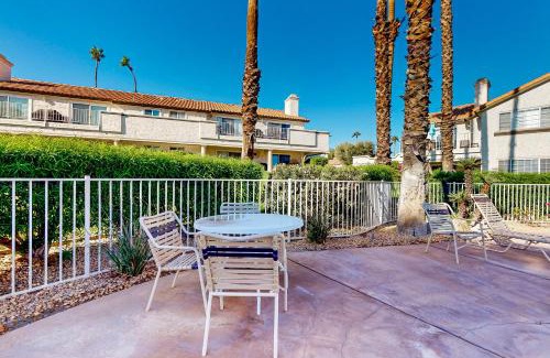 Palm Desert Apartamento | Desert Falls in Love