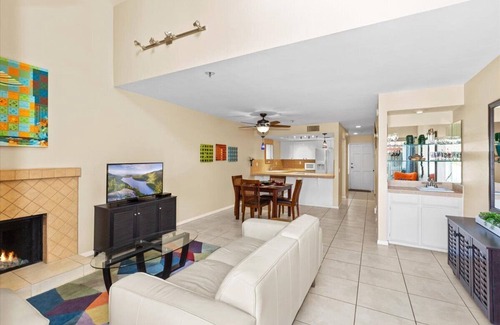 Baristo Condominio | Gema del desierto en el corazón de Palm Springs