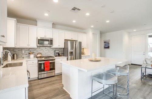 Desert Hot Springs Casa | Desert Hot Springs Vacation Home with Community Pool