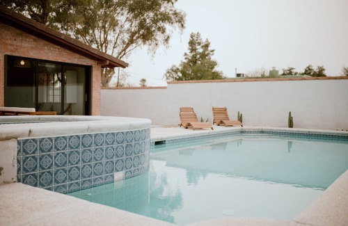 Sam Hughes Casa | Desert Hues - A Private & Spacious Retreat w/Pool