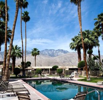 Araby Commons Complejo | Desert Isle Resort