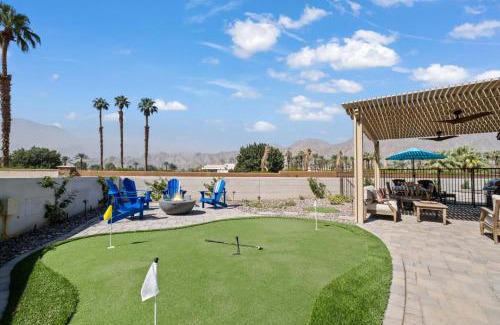 La Quinta Casa | Desert Isle Walk to Stadium Course MTN Views