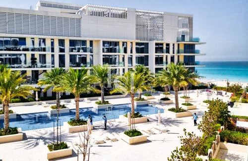 Saadiyat Cultural District Apartamento | Desert Key - Beachfront Apartments on Saadiyat Island