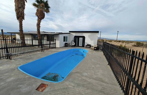 Wonder Valley Casa | Desert Oasis Spacious 5BR Escape